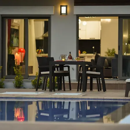 Tala 18 Villa *